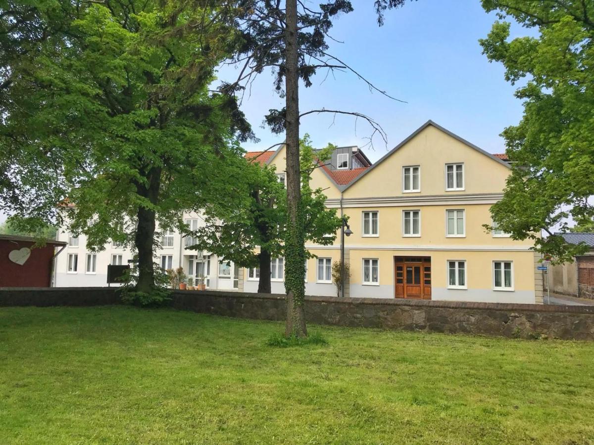 Hafenresidenz - Ferienwohnung 17 "Zugvogel" Wiek auf Rügen المظهر الخارجي الصورة